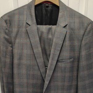 HUGO BOSS 42L GRAY AND TAN PLAID SUIT WORN JUST A FEW TIMES